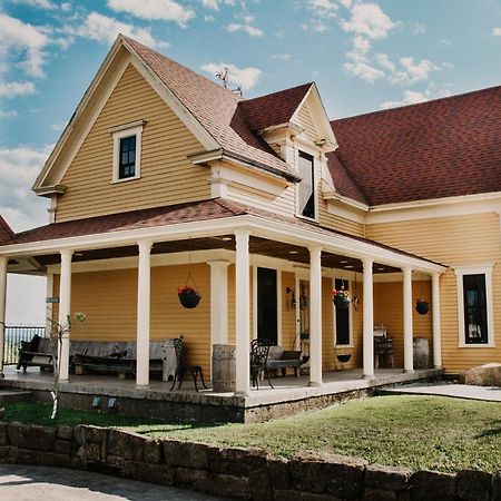 Magnetic Hill Winery Hotell Moncton Exteriör bild
