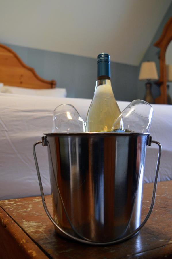 Magnetic Hill Winery Hotell Moncton Exteriör bild